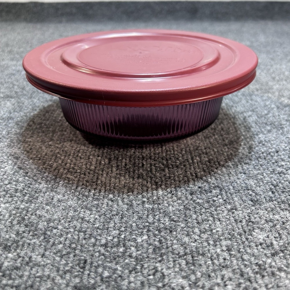 Vintage VISIONS Corning Ware 24oz Cranberry V-30-B  With Lid